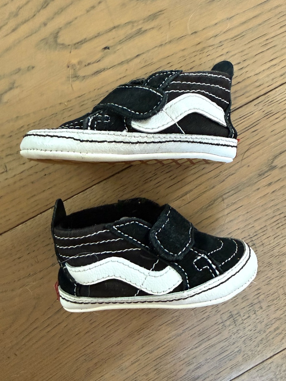 Vans Sk8-Hi Crib Black & White Baby Shoes Size 3 Infant